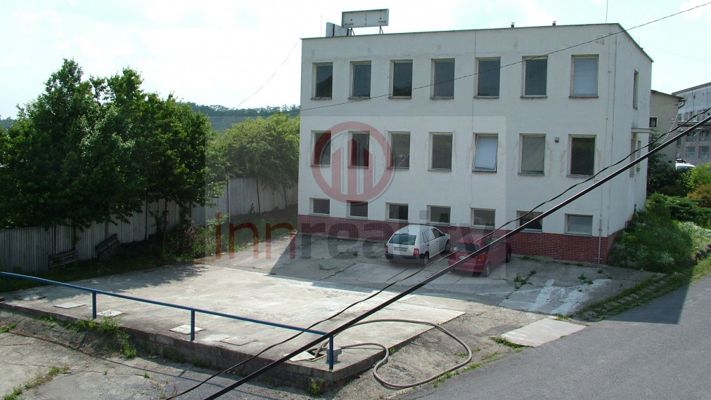 PRENÁJOM Priemyselný areál + administratívna budova Krupina