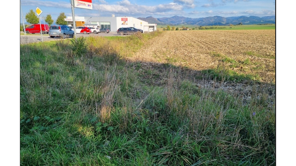 Stavebný pozemok Martin - Ľadoveň 7417 m2 pre hromadnú alebo IBV výstavbu