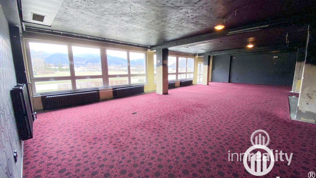 PRENÁJOM  Obchodný priestor 420 m2 vhodný na služby