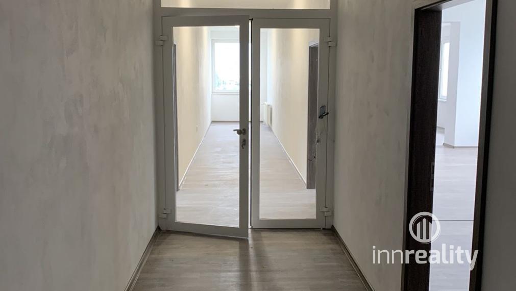 PRENÁJOM Zrekonštruované priestory 170 m2 a 85 m2 + šatňa Martin - Sever