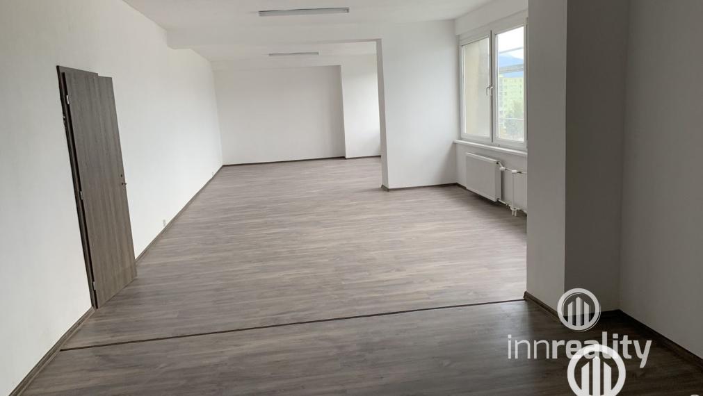 PRENÁJOM Zrekonštruované priestory 170 m2 a 85 m2 + šatňa Martin - Sever