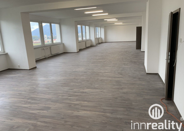 PRENÁJOM Zrekonštruované priestory 170 m2 a 85 m2 + šatňa Martin - Sever